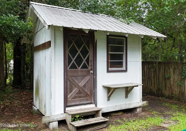 Photo 4 of Single family home for sale at 3001 55th Avenue, Gulfport, MS 39501 | MLS# 4152970 | Listing updated on 2026-09-18
