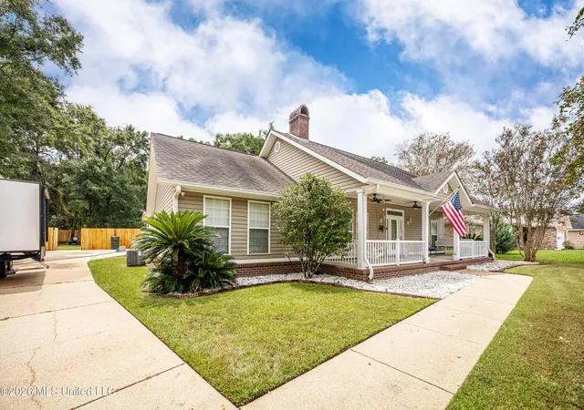 Photo 3 of Single family home for sale at 9227 Nancy Dr, Biloxi, MS 39532 | MLS# 4153836 | Listing updated on 2026-08-31