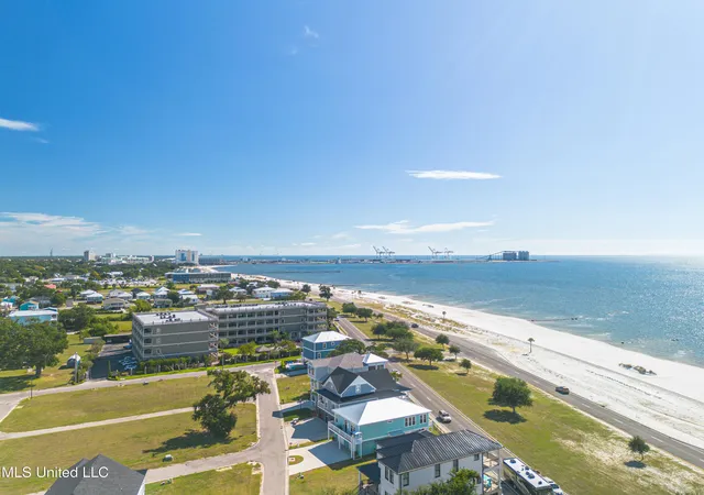 Photo 3 of Sale Pending at 4731 W Beach Blvd, Gulfport, MS 39501 | MLS# 4152960 | Listing updated on 2026-08-15