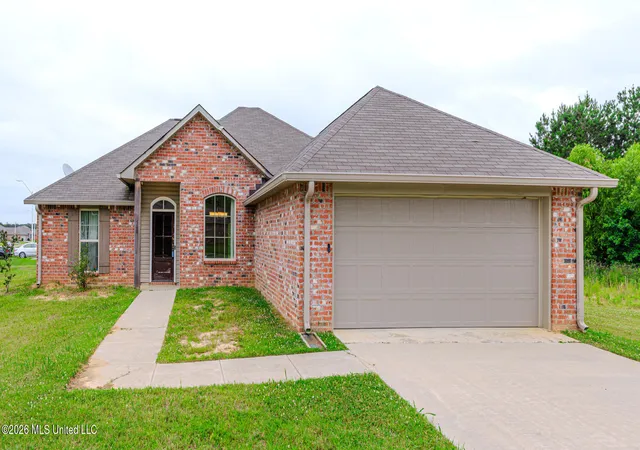Homes for sale in Byram, MS | 508 Fairway Ave, Byram, MS 39272 | MLS# 4152902
