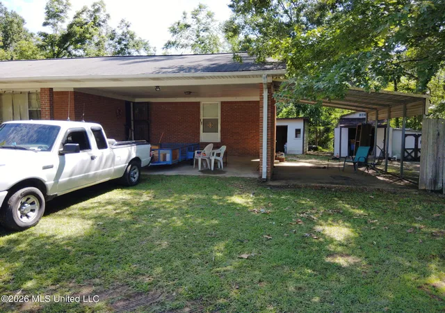 Homes for sale in Ripley, MS | 726 W Cooper St, Ripley, MS 38663 | MLS# 4152886