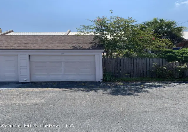 Homes for sale in Gulfport, MS | 928 Courthouse Rd, Gulfport, MS 39507 | MLS# 4154492