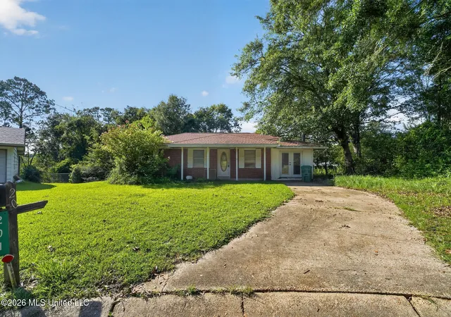 Homes for sale in Gulfport, MS | 201 Fore Cir, Gulfport, MS 39503 | MLS# 4152881