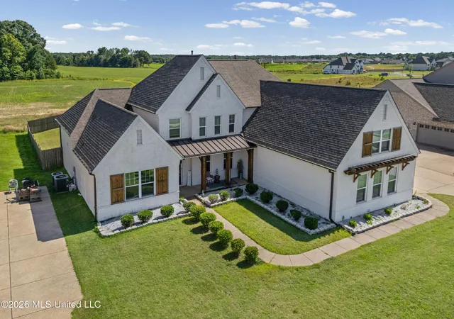 1st image of 13905 Highlands Crest Dr, Olive Branch, MS 38654 | MLS# 4153016