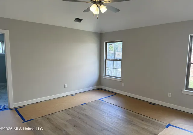 Photo 3 of Sale Pending at 7857 Mary Payton Dr, Southaven, MS 38671 | MLS# 4153043 | Listing updated on 2026-08-26