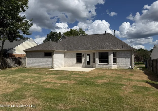 Photo 2 of Sale Pending at 7857 Mary Payton Dr, Southaven, MS 38671 | MLS# 4153043 | Listing updated on 2026-08-26