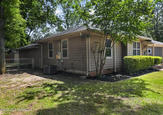 Homes for sale in Cleveland, MS | 507 Avery St, Cleveland, MS 38732 | MLS# 4152930