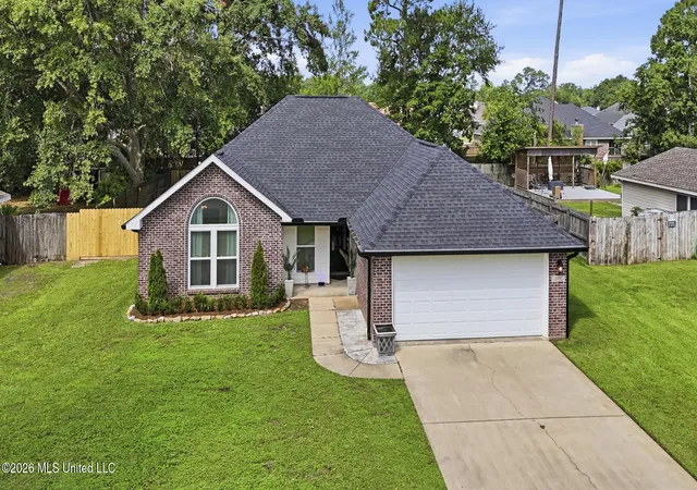 Homes for sale in Long Beach, MS | 309 Woodcrest Dr, Long Beach, MS 39560 | MLS# 4154102