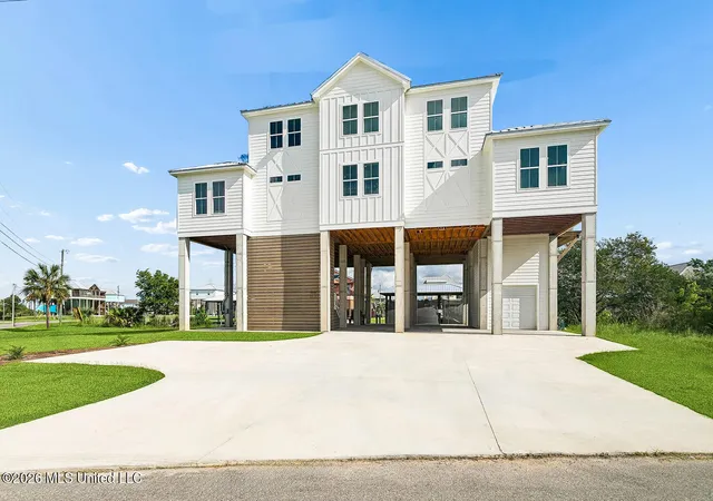 Homes for sale in Bay Saint Louis, MS | 4194 Baffin St, Bay Saint Louis, MS 39520 | MLS# 4153045