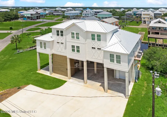 Homes for sale in Bay Saint Louis, MS | 4194 Baffin St, Bay Saint Louis, MS 39520 | MLS# 4153045