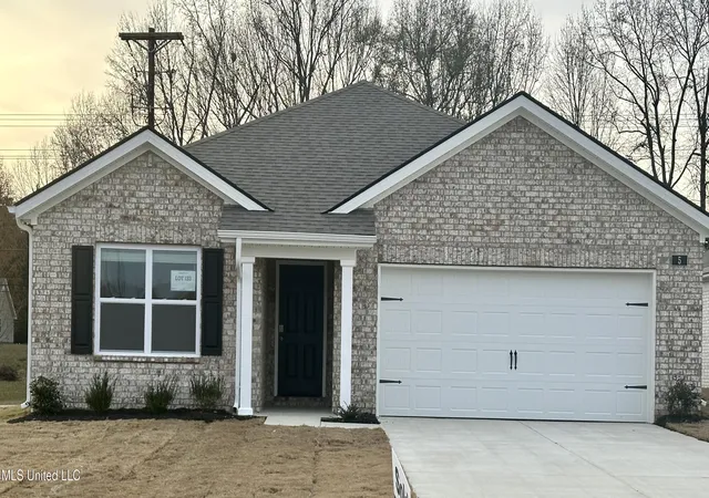 Homes for sale in Byhalia, MS | 42 W Wolf Ln, Byhalia, MS 38611 | MLS# 4153975