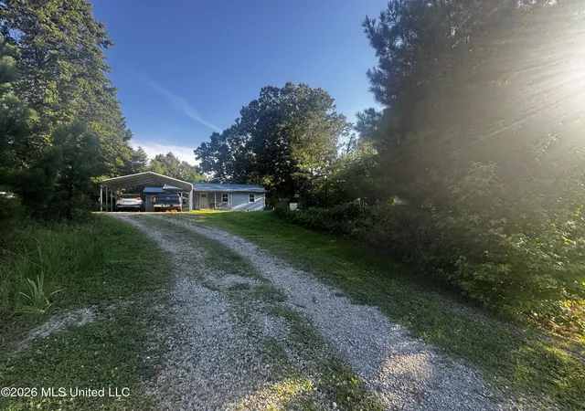 Homes for sale in Byhalia, MS | 289 Saint Paul Rd, Byhalia, MS 38611 | MLS# 4153023