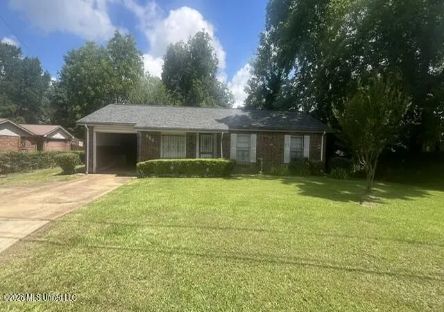 Homes for sale in Grenada, MS | 880 South St, Grenada, MS 38901 | MLS# 4153090