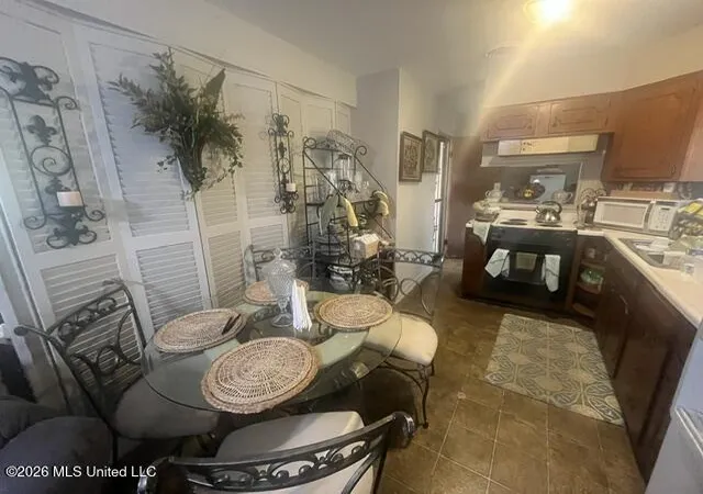 Homes for sale in Grenada, MS | 880 South St, Grenada, MS 38901 | MLS# 4153090