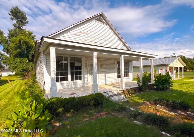 Homes for sale in Belzoni, MS | 604 Central Ave, Belzoni, MS 39038 | MLS# 4153132