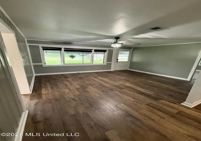 4th image of 3815 Scovel Ave, Pascagoula, MS 39581 | MLS# 4153022