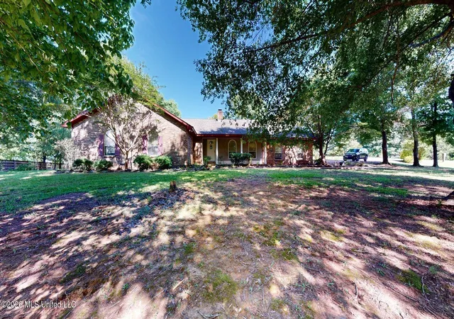 Homes for sale in Senatobia, MS | 371 Cottonwood Ln, Senatobia, MS 38668 | MLS# 4153170