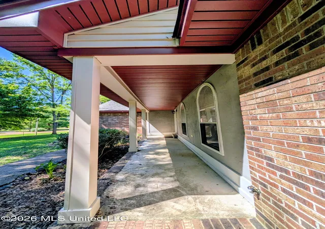 Homes for sale in Senatobia, MS | 371 Cottonwood Ln, Senatobia, MS 38668 | MLS# 4153170