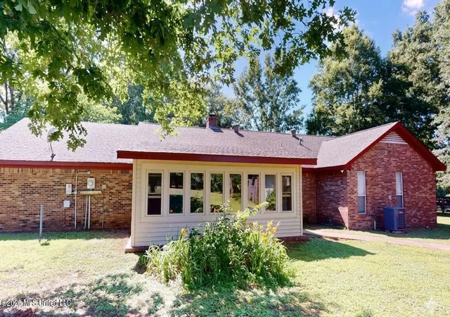 Homes for sale in Senatobia, MS | 371 Cottonwood Ln, Senatobia, MS 38668 | MLS# 4153170