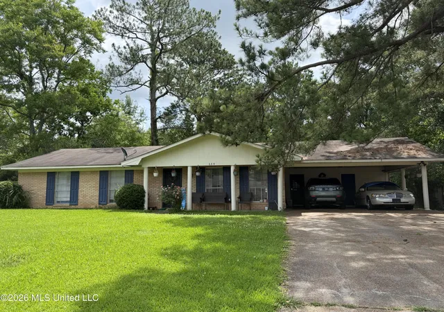 Photo 1 of Single family home for sale at 634 Pine Ln, Jackson, MS 39212 | MLS# 4153049 | Listing updated on 2026-06-17