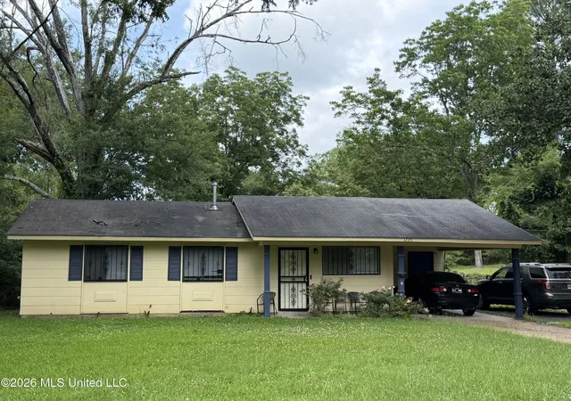 Photo 1 of Single family home for sale at 1735 Woody Dr, Jackson, MS 39212 | MLS# 4153052 | Listing updated on 2026-06-17