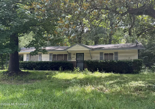 Photo 1 of Single family home for sale at 3062 Lakewood Dr, Jackson, MS 39212 | MLS# 4153056 | Listing updated on 2026-06-17