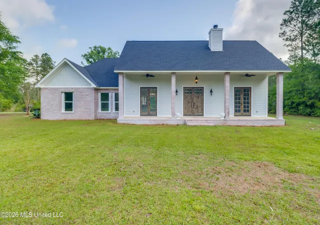 Homes for sale in Vancleave, MS | 6716 Country Pines Ln, Vancleave, MS 39565 | MLS# 4153129