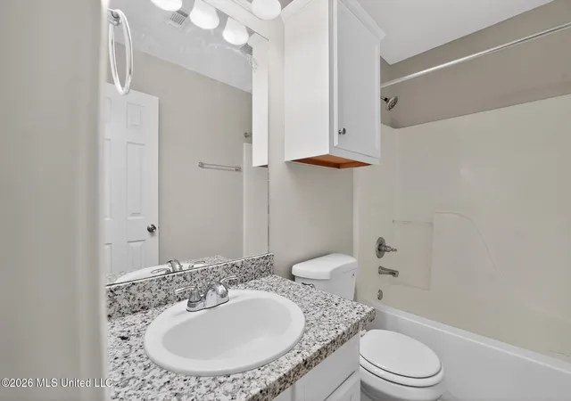 Photo 4 of Single family home for sale at 638 Oak Ridge Way, Pearl, MS 39208 | MLS# 4153154 | Listing updated on 2026-09-25