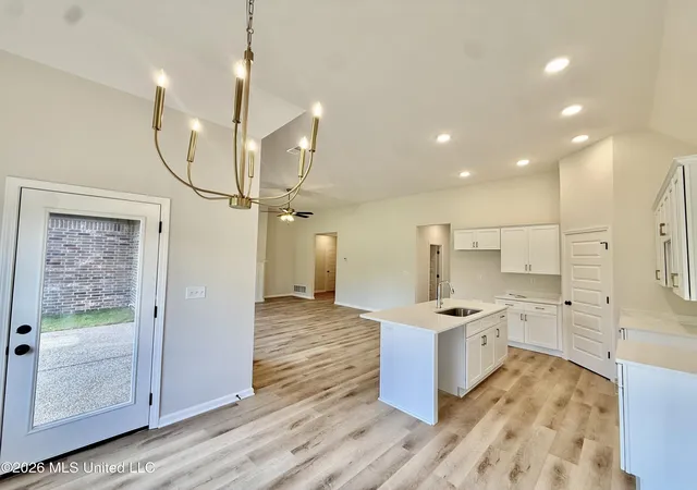 Photo 3 of Single family home for sale at 1040 Great Gln Dr, Southaven, MS 38671 | MLS# 4153113 | Listing updated on 2026-09-18