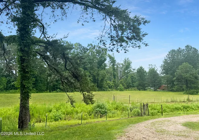 Homes for sale in Magee, MS | 2350 S Co Road 114, Magee, MS 39111 | MLS# 4153196