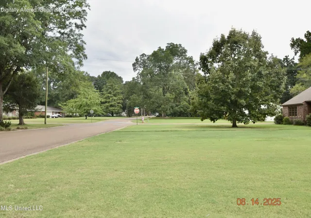 Homes for sale in Greenwood, MS | 503 East Park Ave, Greenwood, MS 38930 | MLS# 4153155