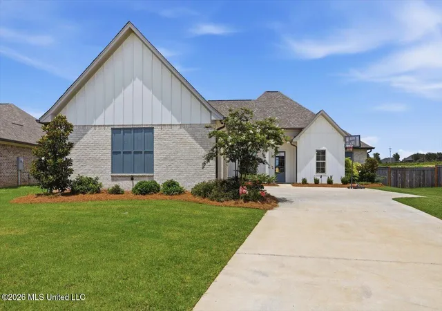 Homes for sale in Flowood, MS | 249 Bronson Bnd, Flowood, MS 39232 | MLS# 4154778