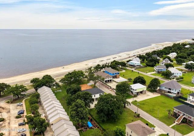 4th image of 100 Runnels Ave, Long Beach, MS 39560 | MLS# 4153348