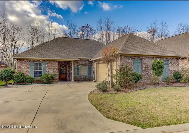 Homes for sale in Vicksburg, MS | 135 Clifton Dr, Vicksburg, MS 39183 | MLS# 4153405