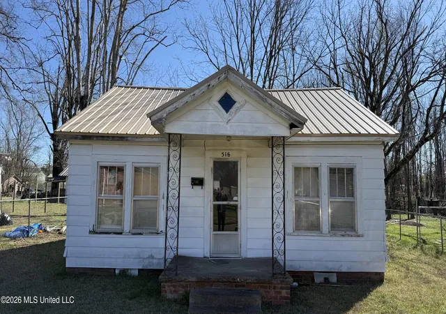 Homes for sale in Corinth, MS | 516 Highland St, Corinth, MS 38834 | MLS# 4153782