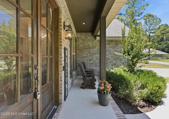 Homes for sale in Hattiesburg, MS | 65 Stonegate Dr, Hattiesburg, MS 39402 | MLS# 4153219