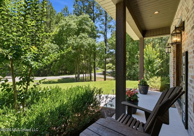 Homes for sale in Hattiesburg, MS | 65 Stonegate Dr, Hattiesburg, MS 39402 | MLS# 4153219