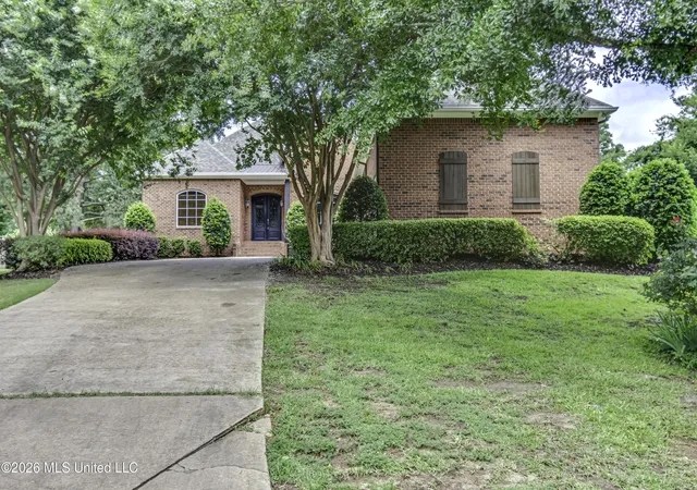Homes for sale in Ridgeland, MS | 102 Brighton Ln, Ridgeland, MS 39157 | MLS# 4154087