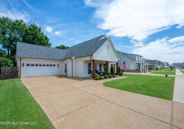 Homes for sale in Southaven, MS | 2866 High Pointe Ave, Southaven, MS 38672 | MLS# 4153271