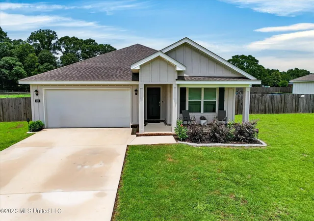 Homes for sale in Lucedale, MS | 132 Magnolia Farms Dr, Lucedale, MS 39452 | MLS# 4153256