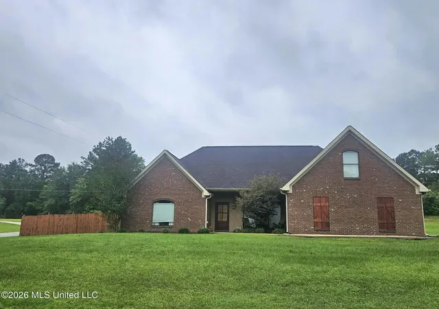 Homes for sale in Florence, MS | 101 Grandview, Florence, MS 39073 | MLS# 4153273