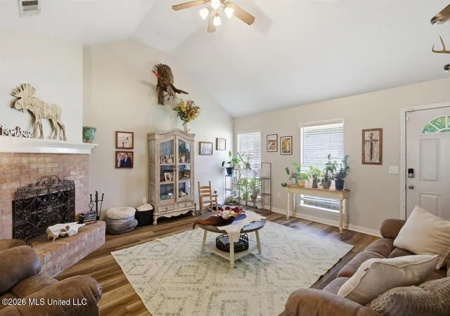 Photo 4 of Single family home for sale at 1930 Twin Pine Dr, Pearl, MS 39208 | MLS# 4153285 | Listing updated on 2026-09-30