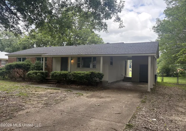 Homes for sale in Senatobia, MS | 208 Camille St, Senatobia, MS 38668 | MLS# 4153300