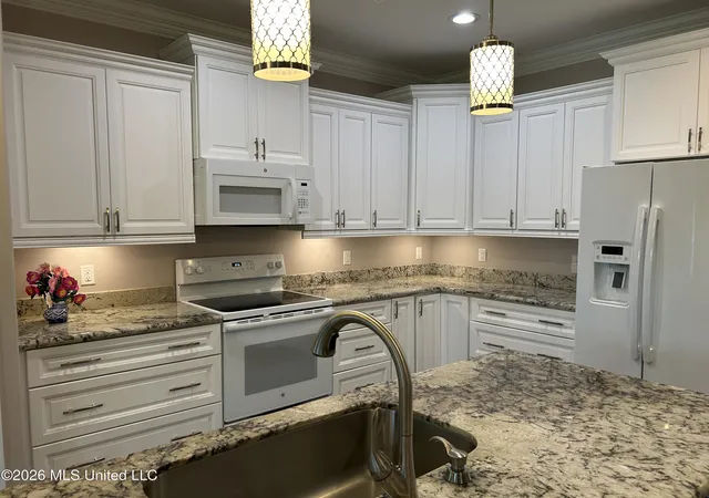 Homes for sale in Diamondhead, MS | 224 Fairway Villas Cir, Diamondhead, MS 39525 | MLS# 4153870