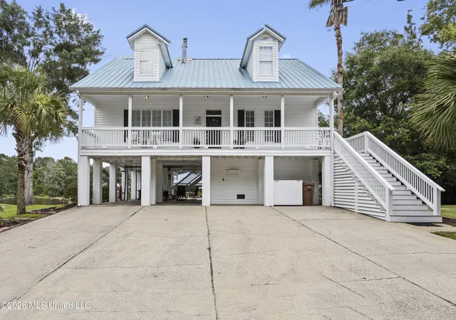 3rd image of 4502 Audubon Trl, Biloxi, MS 39532 | MLS# 4153312