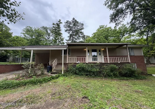 1st image of 208 Santa Anita Dr, Starkville, MS 39759 | MLS# 4155834