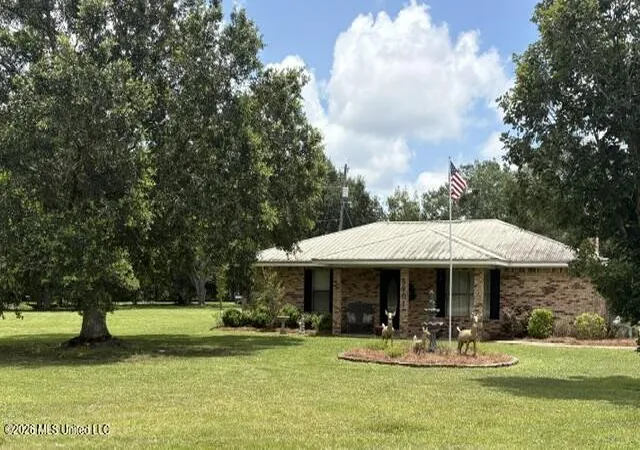 Homes for sale in Moss Point, MS | 5901 Slater Cir, Moss Point, MS 39562 | MLS# 4153687