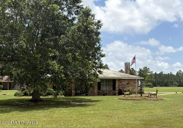 Homes for sale in Moss Point, MS | 5901 Slater Cir, Moss Point, MS 39562 | MLS# 4153687