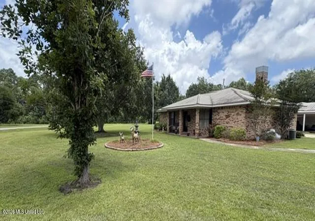 Homes for sale in Moss Point, MS | 5901 Slater Cir, Moss Point, MS 39562 | MLS# 4153687
