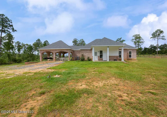 Homes for sale in Kiln, MS | 22190 Road 357, Kiln, MS 39556 | MLS# 4153761